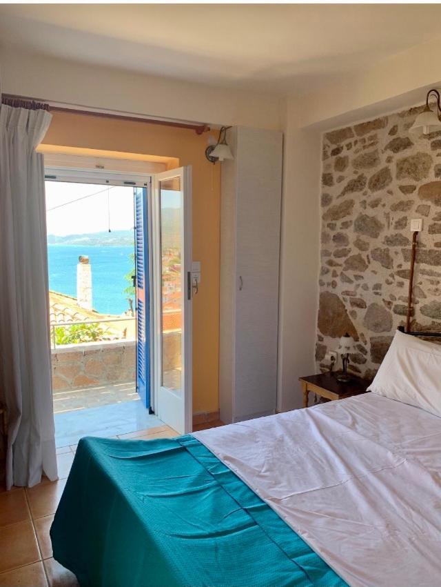 Veranda Blue - Poros Poros Town Buitenkant foto